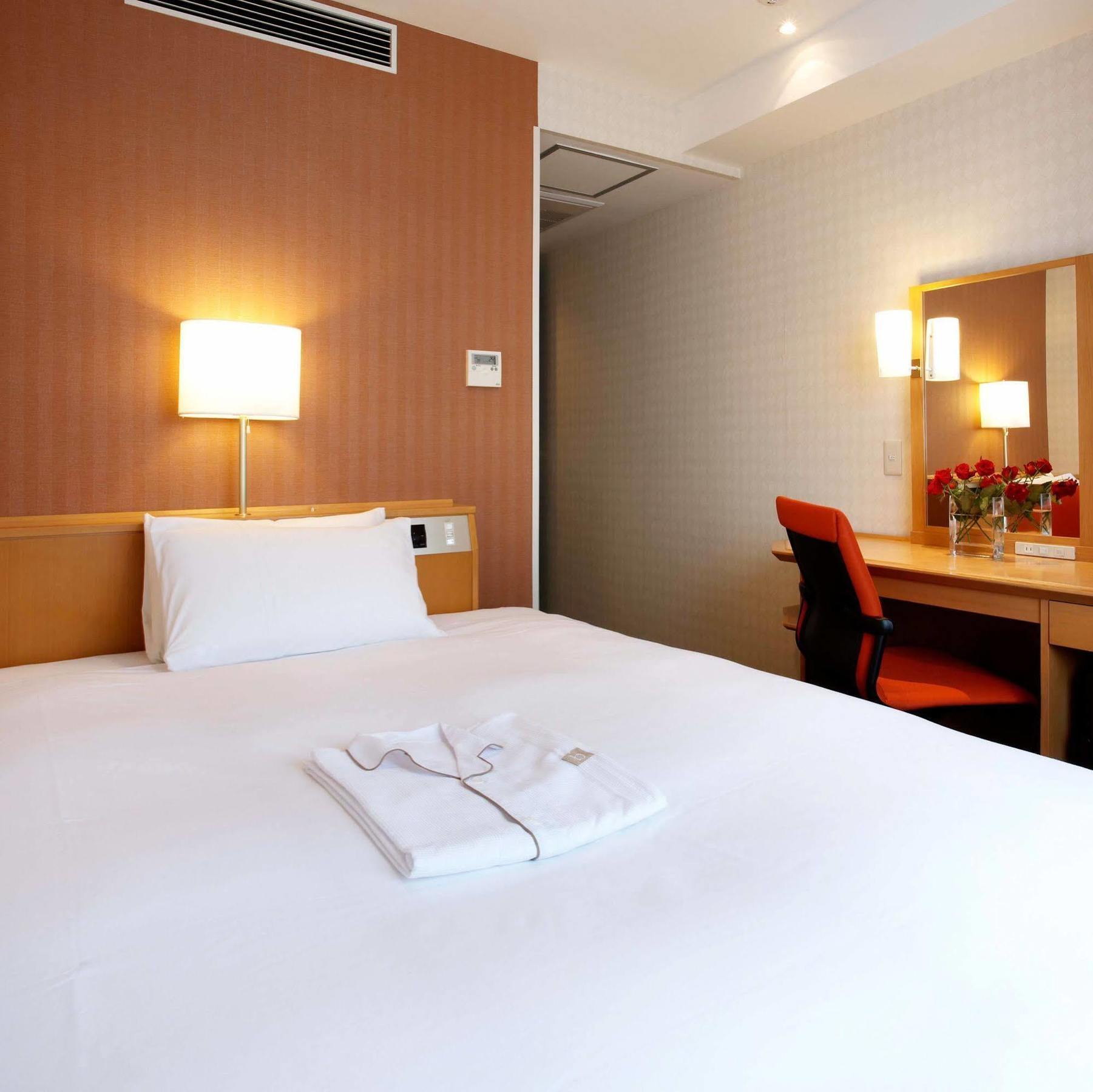 โรงแรม เดอะ บี โอจาโนมิซุ 3*